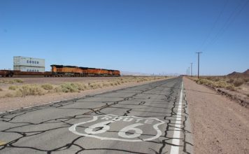 How to Prepare Asphalt Cracks for Filling?