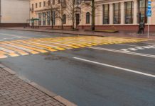 Driving Hacks: How To Drive Safely Over Asphalt Speed Bumps?