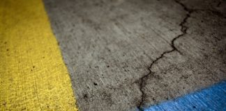 Should You Use Crack Sealing or Filing to Repair Asphalt Cracks