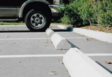 The Crucial Role of Concrete Bumpers in Traffic Management