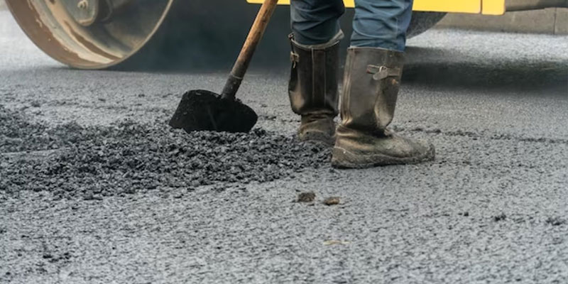 Tips for Asphalt Driveway Repair to Smooth Rides Starting from Home