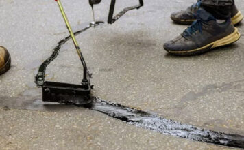 Sustainable Strategies for Asphalt Crack Repair: Paving the Way for Long-Term Resilience