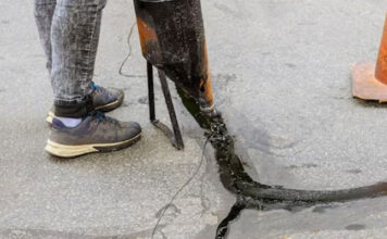 Inside the Techniques of Louisville's Top-Tier Asphalt Driveway Sealer Company