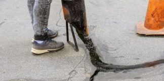 Top 3 Benefits of Asphalt Crack Repair for Louisville Homeowners