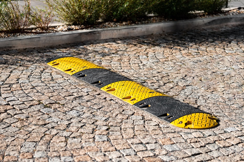 Innovative Speed Bump Solutions for Asphalt Pavements: What’s New in 2024?