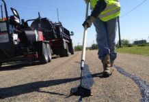 6 Benefits of Professional Asphalt Crack Repair in Louisville, KY