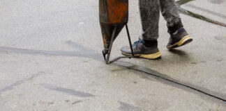 Best Asphalt Crack Repair Techniques to Prevent Costly Damage